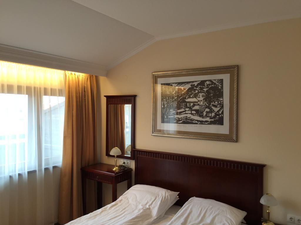 Downtown Alexander Services Apartments Bansko Exterior foto