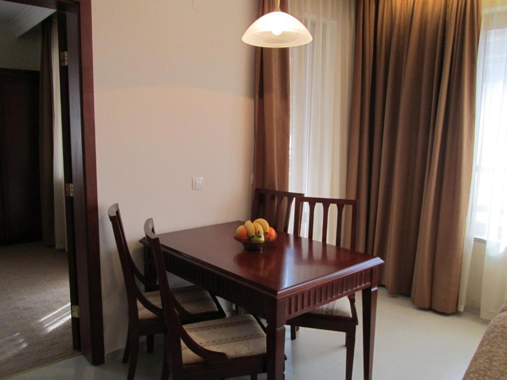 Downtown Alexander Services Apartments Bansko Zimmer foto